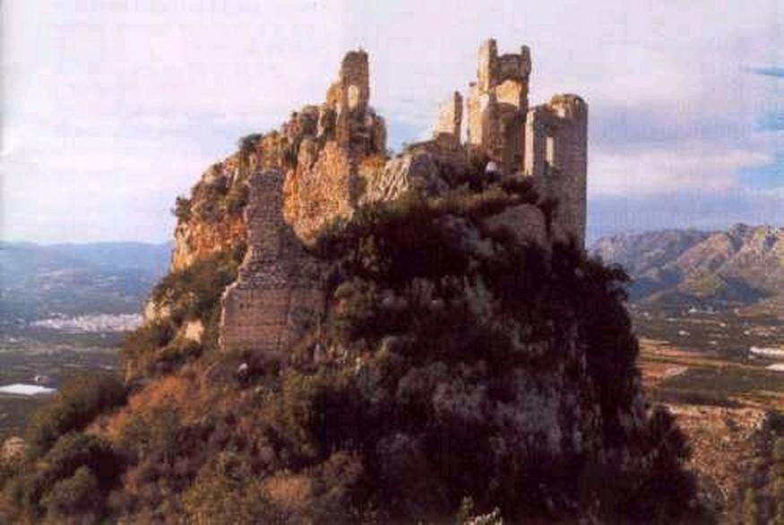 Retrocede en el tiempo con el castillo medieval de Marinyén en Benifairó
