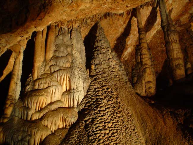 Visita guiada a la Cueva de Don Juan en Jalance