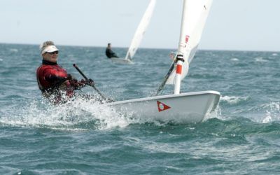 Aprende vela en el Real Club Náutico de Valencia