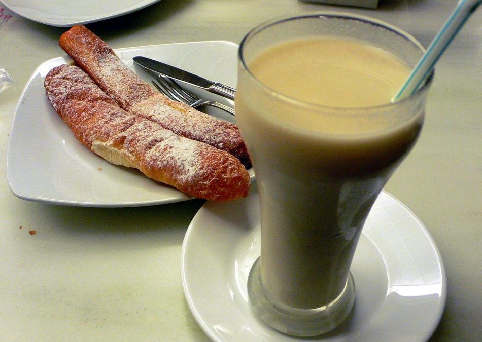 Receta de Fartons, complemento ideal de la horchata