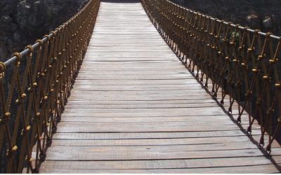 Escápate a Benagéber: descubre sus chorradores y puentes colgantes