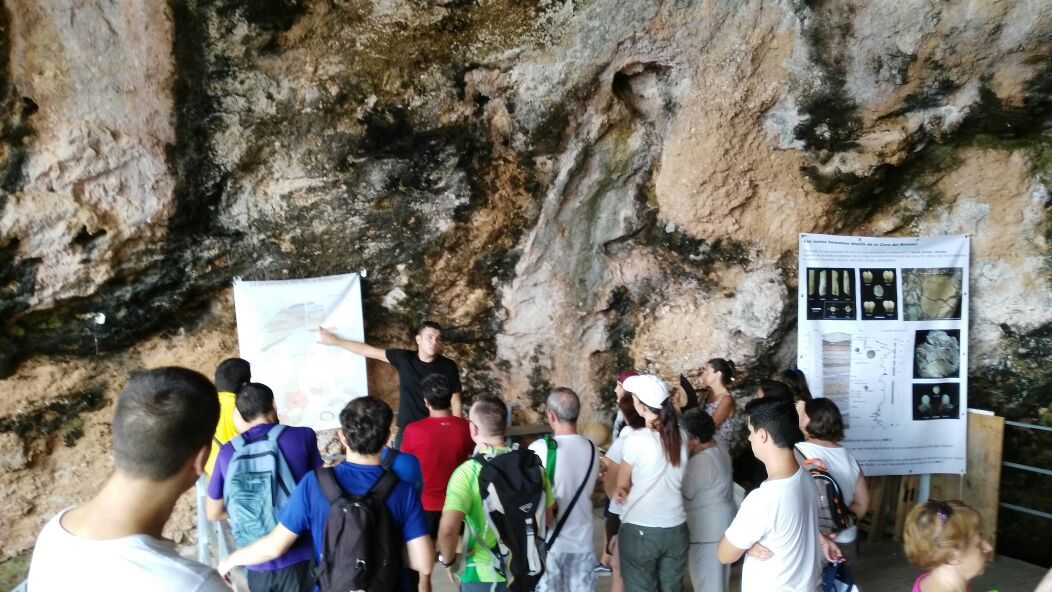 Bolomor se reivindica como tesoro prehistórico europeo en el 30 aniversario de las excavaciones