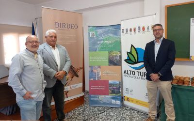 Tuéjar celebra este fin de semana el III Festival de Buitres