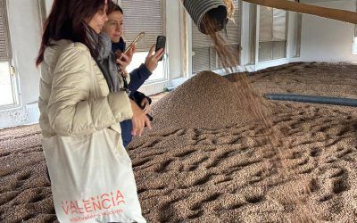 Periodistas de Argentina y China descubren los atractivos turísticos de la provincia de la mano de la Diputación