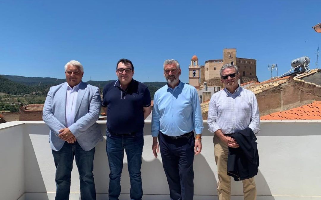 La Diputación ensalza los proyectos turísticos puestos en marcha en Cofrentes como ejemplo de sostenibilidad